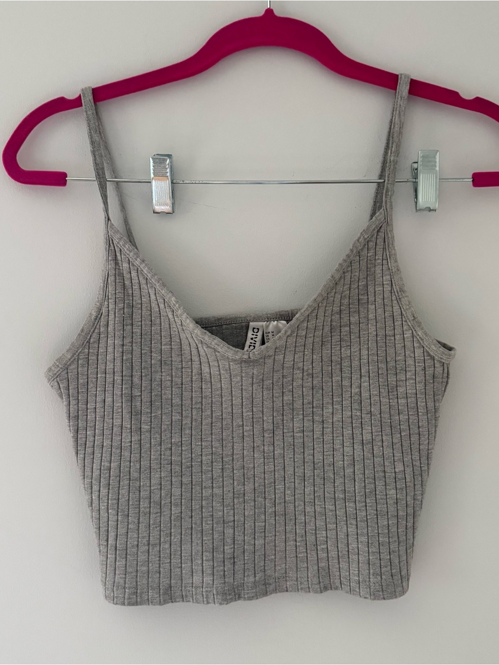 H&M Gray Ribbed V-Neck Cropped Camisole